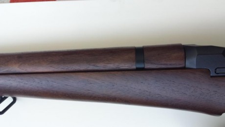 Vendo M1 Garand Springfield armory del año 1945 con muchos extras.

Totalmente impecable, como salido 10