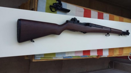 Vendo M1 Garand Springfield armory del año 1945 con muchos extras.

Totalmente impecable, como salido 52