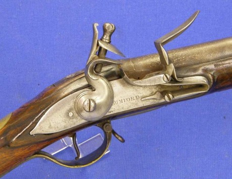 Voy a colocar unas fotos de un arma larga alemana de llave de mecha del siglo XVI. 130