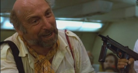 Compañeros,

En vista de las ganas de algunos (Elcafe, Wilcow, Vrakk, etc) por adivinar armas de películas 130