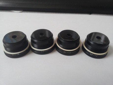 Buenos días, 

vendo unas anillas Centra M22 para carabina. Las medidas son 3.1/12 , 3.3/12 , 3.7/12 y 00