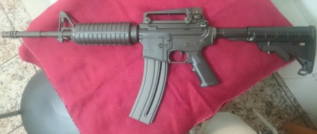 Hola a todos. Pongo a la venta esta carabina semiatomatica Colt M4 calibre 22lr con su cargador de 30 82