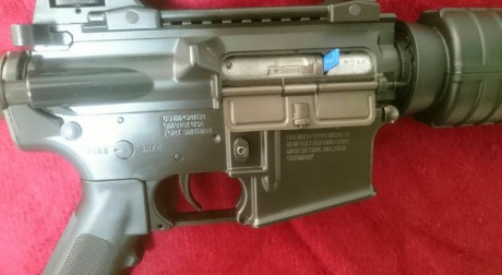 Hola a todos. Pongo a la venta esta carabina semiatomatica Colt M4 calibre 22lr con su cargador de 30 81