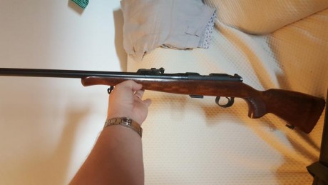 Hola compañeros en esta ocasión se vende una carabina del calibre 22  CZ 452 comprada por mí en El Corte 32