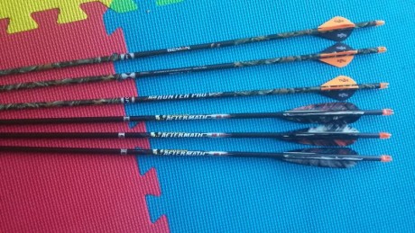Vendo hoyt vector 35, 50-60# de potencia, diestro, color negro y 27 de apertura. El arco esta en perfecto 10
