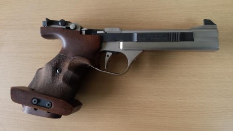 Vendo pistola cal. 22 Feinwerkbau AW 93.
Pistola de alta competición, máximas prestaciones e insuperable 01