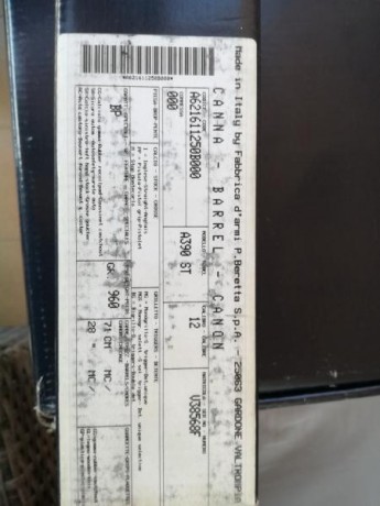 la fabarm por 200 euros y la bereta por 700 euros, con 4 polichoq. En perfecto estado xq soy muy cuidadoso. 00