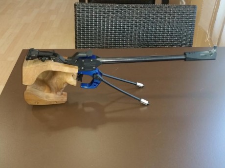  20170621_115836.jpg Vendo pistola Match Guns MG5 cal. 22 LR con muy poco uso.
Talla de la cacha "M".
La 00