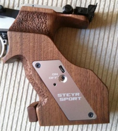 Vendo cacha de Steyr Evo 10 E nueva. Talla L.
Ojo las tallas de Evo son ligeramente menores que Lp10, 00