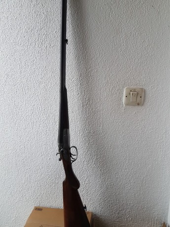 Vendo escopeta paralela, marca DANOK BAT, calibre 16 de martillos exteriores de 1 y 5 estrellas, 10 y 01