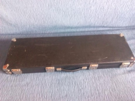 Vendo escopeta beretta sporting S686 , caño de 75 , 5 chokes , banda ancha , culata recta , cartuchos 40