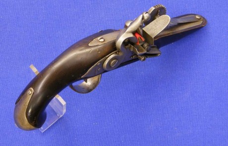 Unas fotos de provadores de polvora surtidos, no son armas pero tienen un papel secundario bastante importante 20