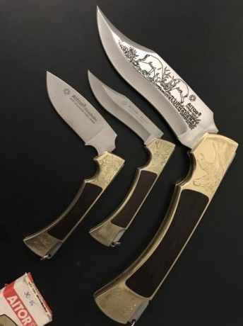 Navajas Aitor (Ermua) para coleccion, caza o montería. Dificiles de encontrar pues llevan muchos años 00