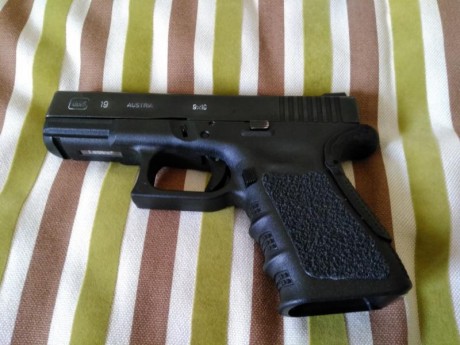 Por dejar tiro vendo todas mis BuckMark calibre .22lr con estuche original y empuñadura original así como 31