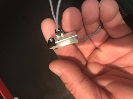 Buenos días:

Vendo sensor de disparador Scatt TRC01 este accesorio es capaz detectar cualquier movimiento 00
