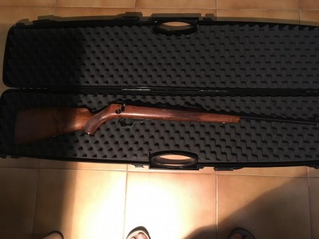 Hola amigos,
Vendo mi carabina Walther KKJ  22lr por no darle uso, en su día la compré para tirar en la 02