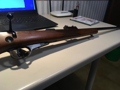 Hola amigos,
Vendo mi carabina Walther KKJ  22lr por no darle uso, en su día la compré para tirar en la 00