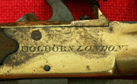 Unas fotos de provadores de polvora surtidos, no son armas pero tienen un papel secundario bastante importante 112