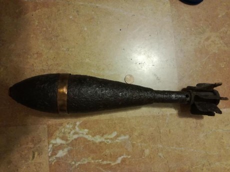 Mortero Valero 81mm de la guerra civil. Está totalmente inerte, es solo hierro, no tiene ningún peligro. 00