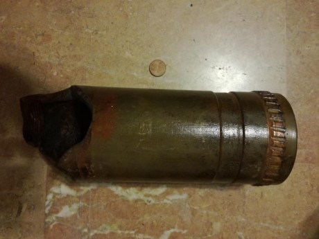 Proyectil de artilleria de la guerra civil. Tal y como se ve en la foto, no tiene ningún peligro ya que 00