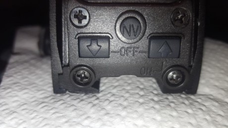 Hola, vendo visor eotech 551 en perfecto estado, se  ha puesto una vez en la carabina para ver como queda 11