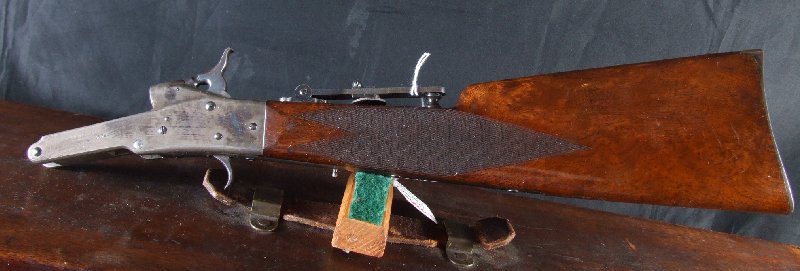 Bueno, otra bateria de fotos para que os fijeis en como hay que hacer un estuche para un rifle . . . 21
