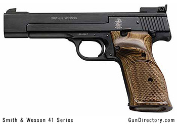 Bueno, como tengo ya la F pasé por la armería y me queda decidirme por una de estas dos pistolas del 22,,,,
 70
