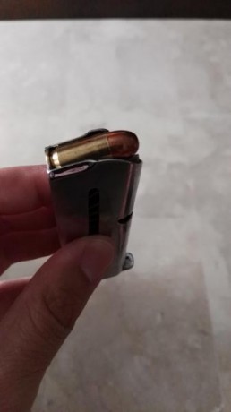 Pues eso pongo en venta estos dos cargadores.

No se exactamente a que pistola pertenecen, creo que la 50