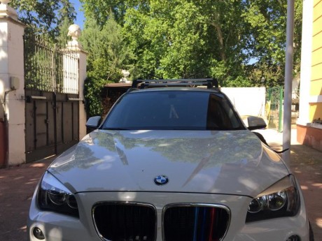 Hola, vendo barras originales para un bmw x1 (E84) del año 2011 al año 2016. mas el porta esquíes también 10