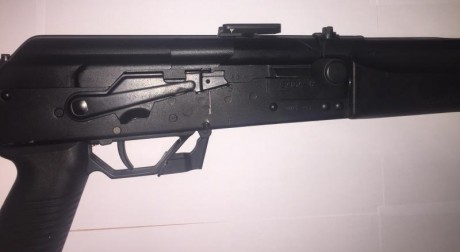 Se vende esta espectacular escopeta semiautomática SAIGA 12, con cañón de 12.5" (se adjunta certificado 01