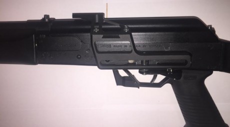 Se vende esta espectacular escopeta semiautomática SAIGA 12, con cañón de 12.5" (se adjunta certificado 11