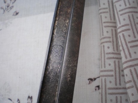Vendo sable, con el cuño de la artillería de Toledo, por el cuño creo que es de 1890 mas menos , si algún 130