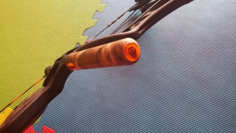 Vendo hoyt vector 35, 50-60# de potencia, diestro, color negro y 27 de apertura. El arco esta en perfecto 41