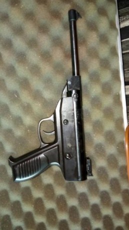 Hola vendo sin uso pistola de perdigones del 5,5 me la trajeron de Turquía solo tire 3balines. Muy potente
80€ 02