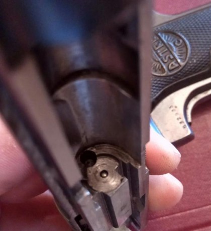 Si estás pensando en irte de vacaciones y no tienes claro donde... No sería mejor comprarte una pistola? 22