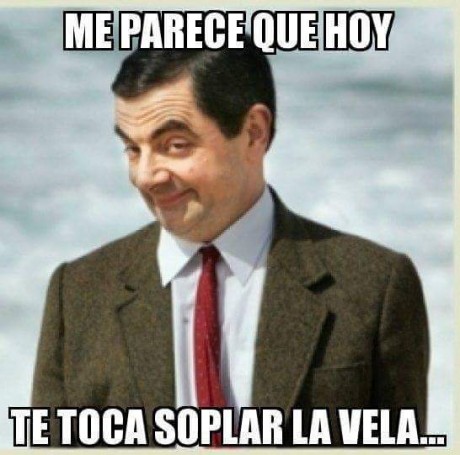 Muchísimas felicidades, que pases un muy buen día en compañía de los tuyos. 20