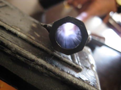 Hola, un amigo me ha pedido le anuncie este Santa Barbara, en muy buen estado, con chimeneas de berilio.
Pide 00
