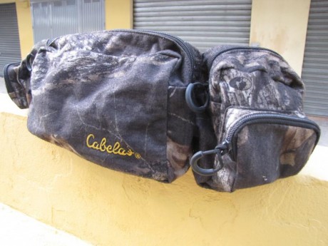 VENDO RIÑONERA CAMO  POR 18 EUROS CON PORTES PAGADOS.
WASAT 660626202. :clint: 00