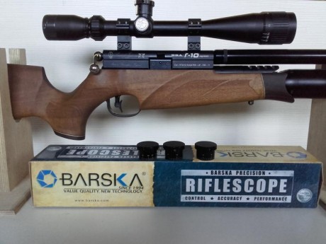 Se vende Bsa mk2 regulada serie limitada dos 150años calibre 4,5mm,en muy buen estado poco usada
comprada 02
