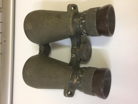 Vendo estos prismáticos Zeiss de la Primera Guerra Mundial. Los compre hace años en un rastro en Londres. 51