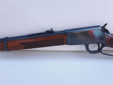 Winchester mod. 9422 XTR (palanca), cal. 22, estado excelente, precio 430 € (gastos de envío incluidos). 12