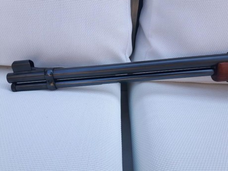 Winchester mod. 9422 XTR (palanca), cal. 22, estado excelente, precio 430 € (gastos de envío incluidos). 11