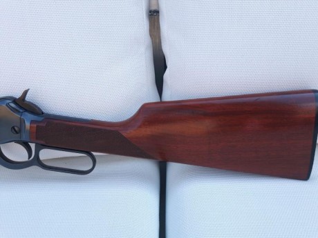 Winchester mod. 9422 XTR (palanca), cal. 22, estado excelente, precio 430 € (gastos de envío incluidos). 10