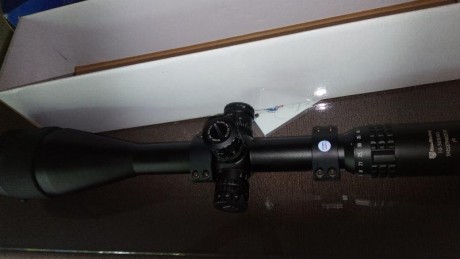 Vendo Visor  10-50x60, montado en una carabina mats del 22. Se vende ya que la carabina no la tengo hace 01
