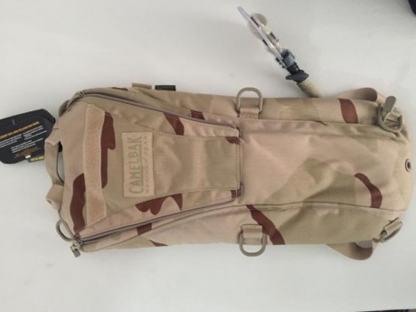 Se vende camelback sin estrenar árida, original termoback
40 euros más envio en su caso
Ahora 35 euros 10