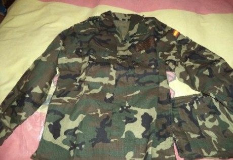 Se venden uniformes boscosos sin estrenar TALLA 3L, nuevos completamente. 10