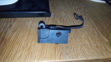 Vendo sistema monotiro que use en una fx del 5,5, su precio 23€ gastos a península incluidos.
Contactar 01