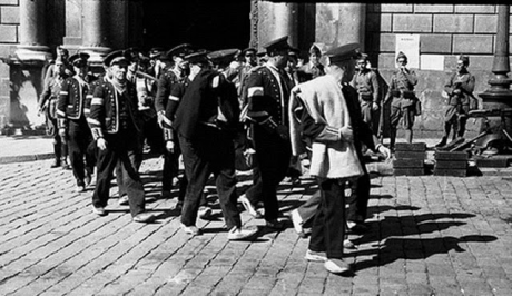 https://www.bolsamania.com/noticias/politica/cataluna-una-leccion-de-historia--2784572.html?utm_source=outbrain



 31