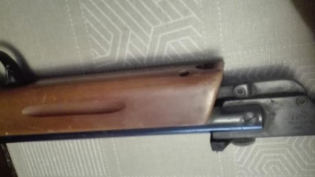 Un amigo me ha pedido que le ponga a la venta esta carabina.
Marca El Gamo
Modelo David
Calibre 4,5 ( 01