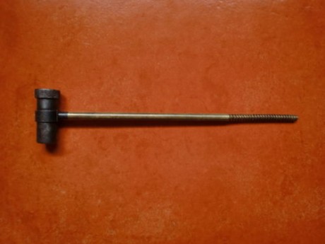  $_12.JPG 
 Busco una baqueta como la de la fotografia, para Mauser 1906 de Portugal. Muchas gracias. 00